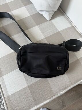 lululemon athletica Black Small Belt Bag